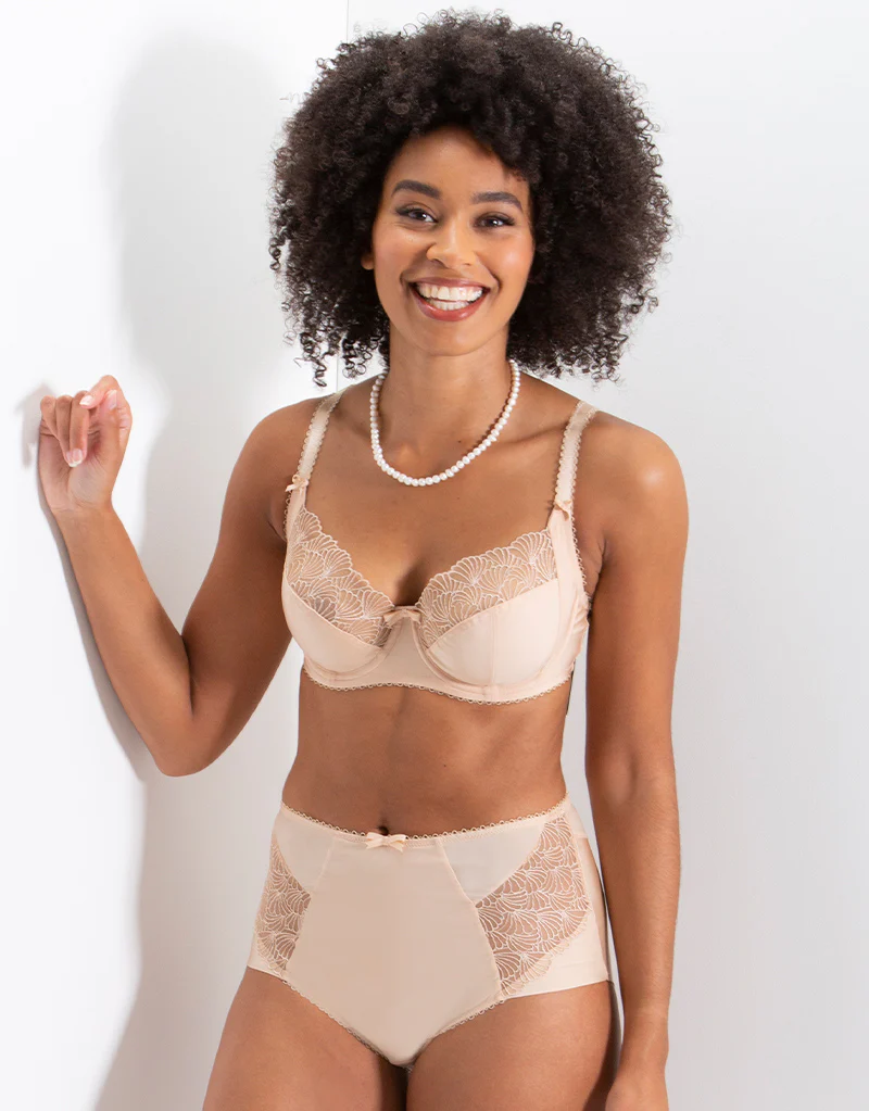 Charnos Ophelia Side Support Full Cup Bra Cashmere - Image 2