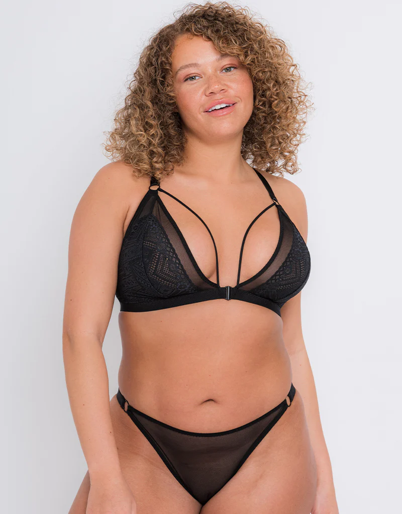 Curvy Kate Front and Centre Non-Wired Bralette Black - Image 5