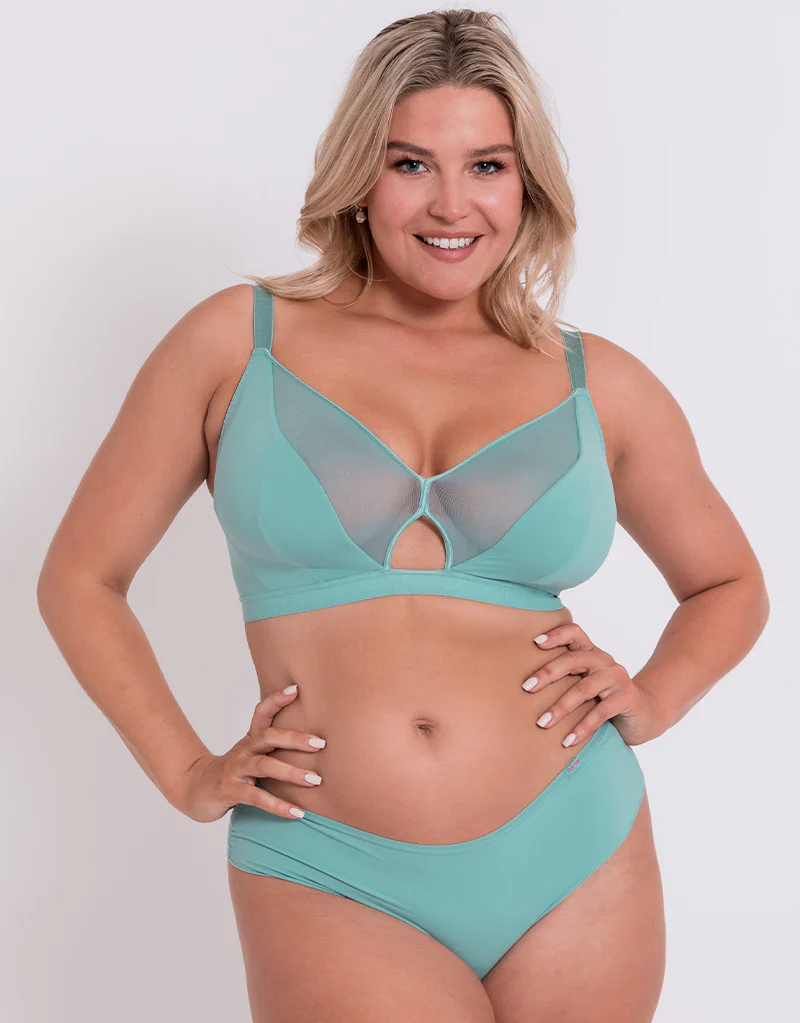 Curvy Kate Get Up and Chill Short Sage - Image 2