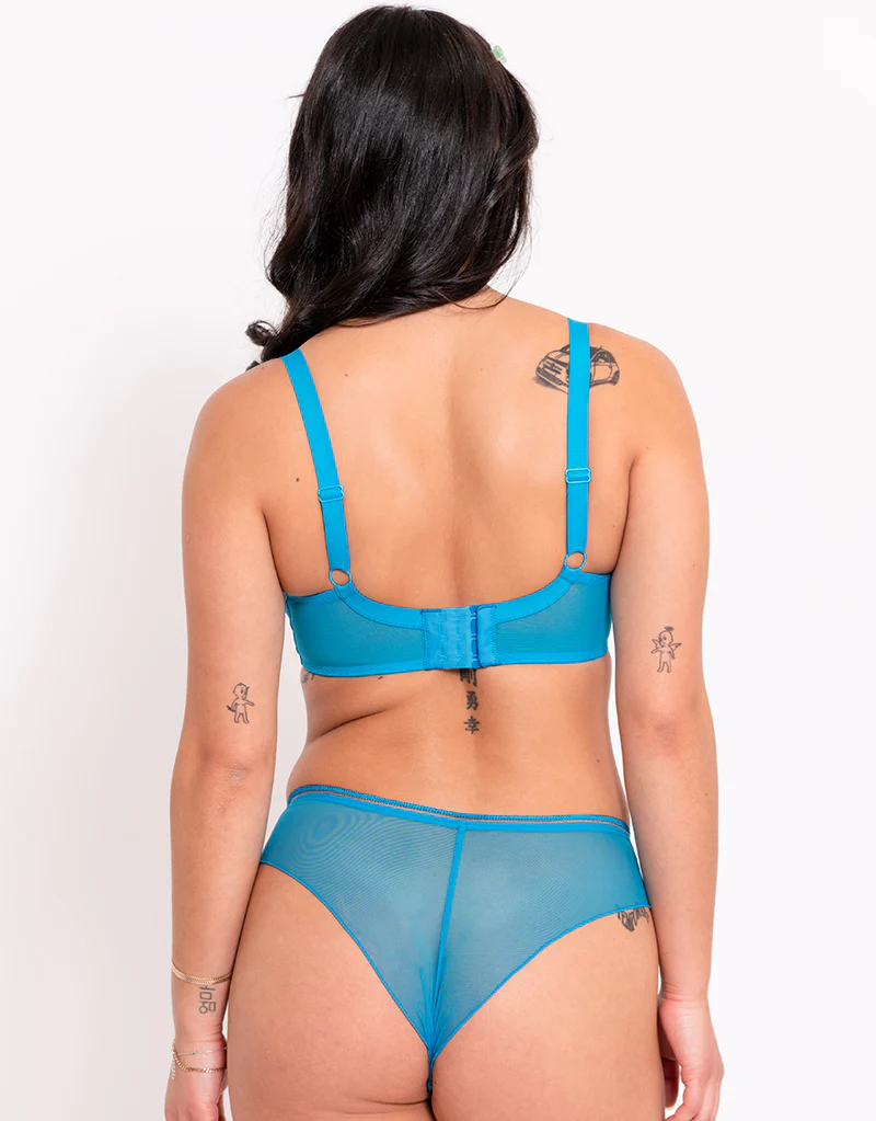 Curvy Kate Lifestyle Short Capri Blue - Image 4