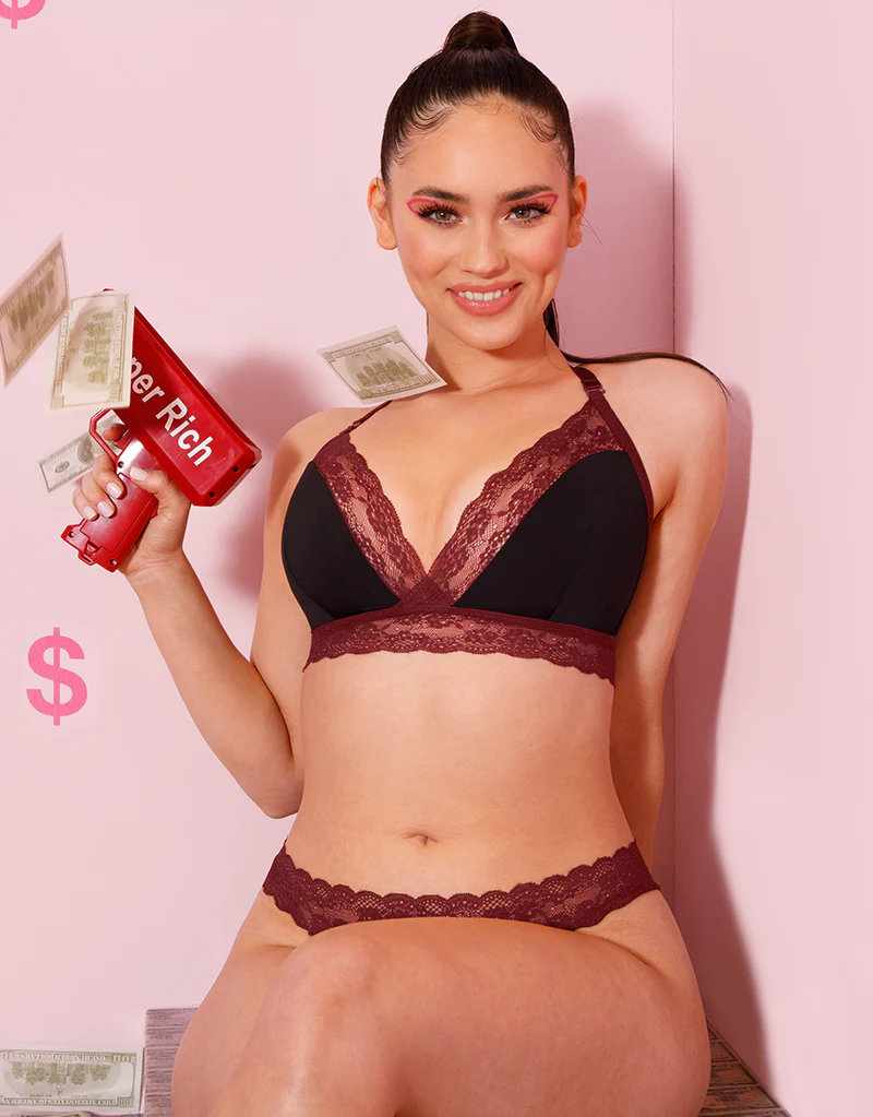 Curvy Kate Twice the Fun Reversible Non-Wired Bralette Oxblood/Black - Image 11