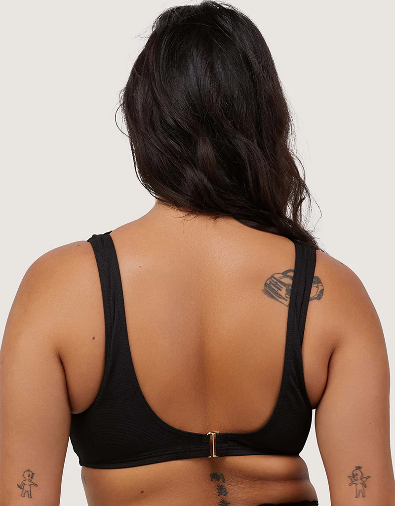 Peek & Beau Sophia Scallop Crop Bikini Top Black - Image 5
